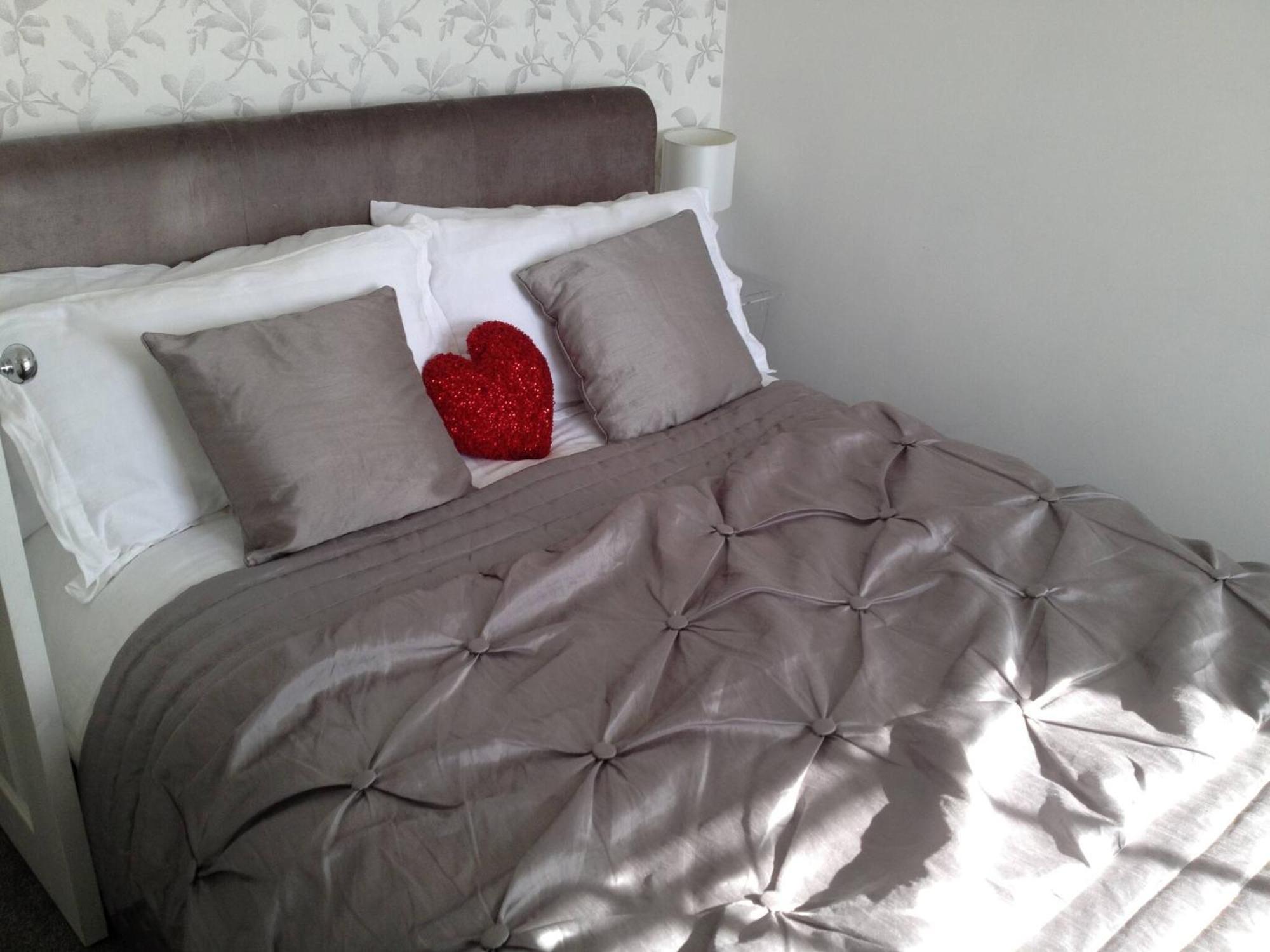 Seaview Regency Apartment With Private Parking Brighton Ngoại thất bức ảnh